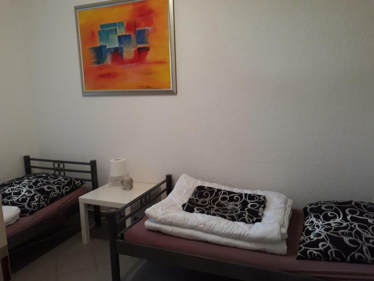 Ferienwohnung Neckartal เนคคาร์ชไตนัค ภายนอก รูปภาพ